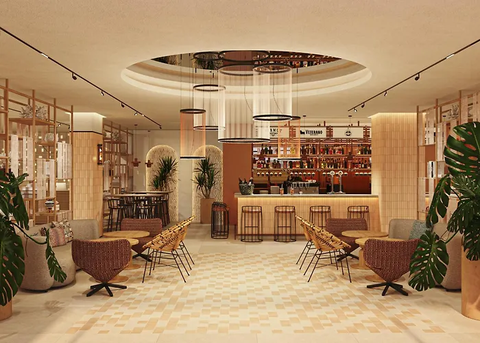 Gran Luna De Otel Cadiz